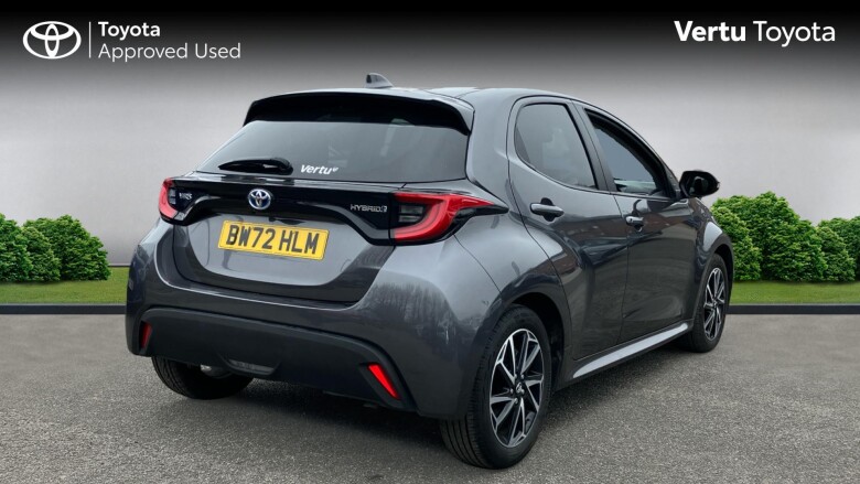 Toyota Yaris 1.5 Hybrid Design 5dr CVT Hybrid Hatchback